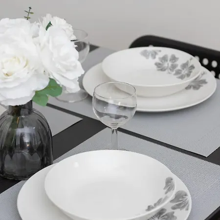 Cosy With Balcony In By Renters Danzica