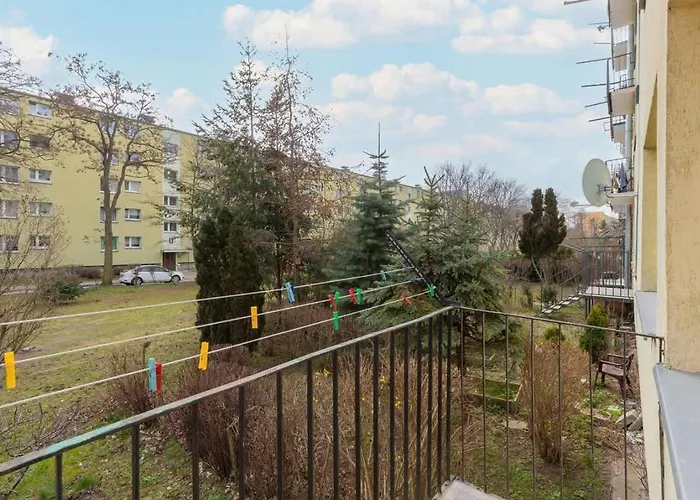 Apartamento Cosy With Balcony In By Renters *