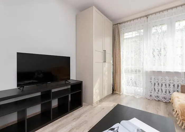 Apartamento Cosy With Balcony In By Renters Gdansk