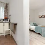 Cosy With Balcony In By Renters * 그단스크